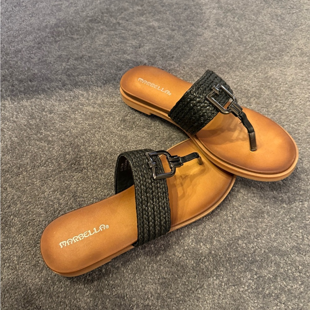 MARELLA Women's Black and Tan Sandals